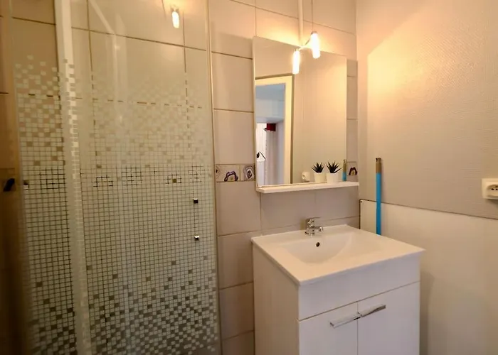 Apartment Centre - Aux Portes De Saint Maclou *